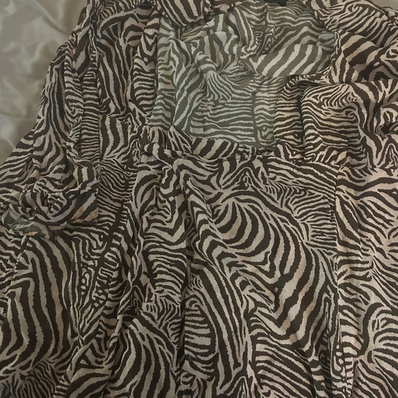 REFORMATION Whitby Zebra Print Long Sleeve Wrap Mini Dress - Picture 10 of 11